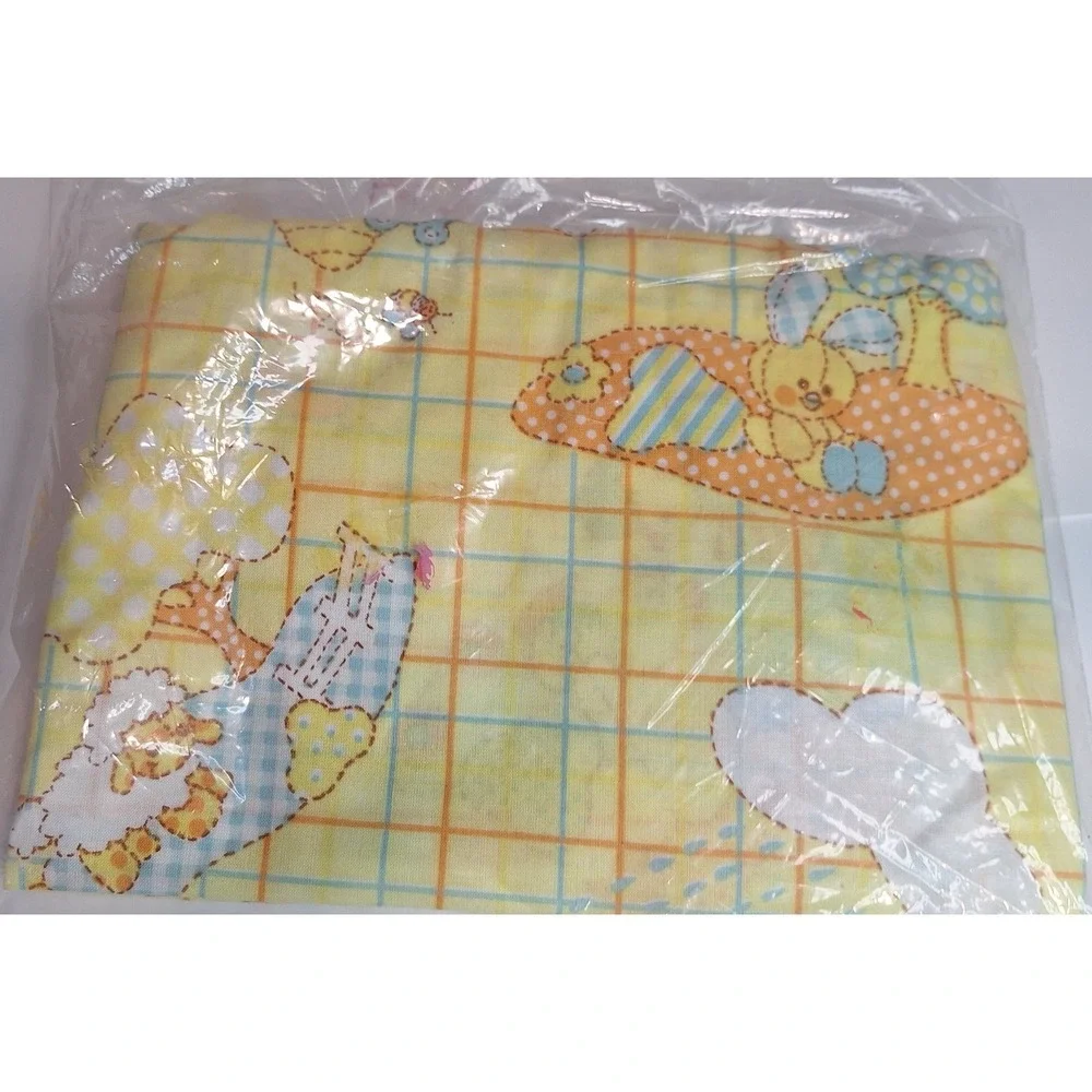 Vintage Honey-Doo Storktex Fitted Crib Sheet Yellow Animal Print Style 6189 NOS